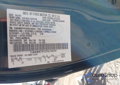 2002 Lincoln Continental z USA, uszkodzony, nr VIN 1LNHM97V12Y614570